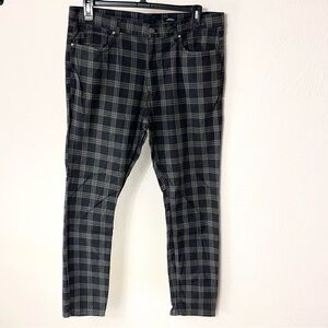 Men's Black and Gray Plaid Jeans